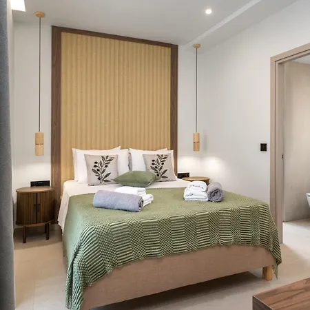 Dia Luxury Апартаменты *